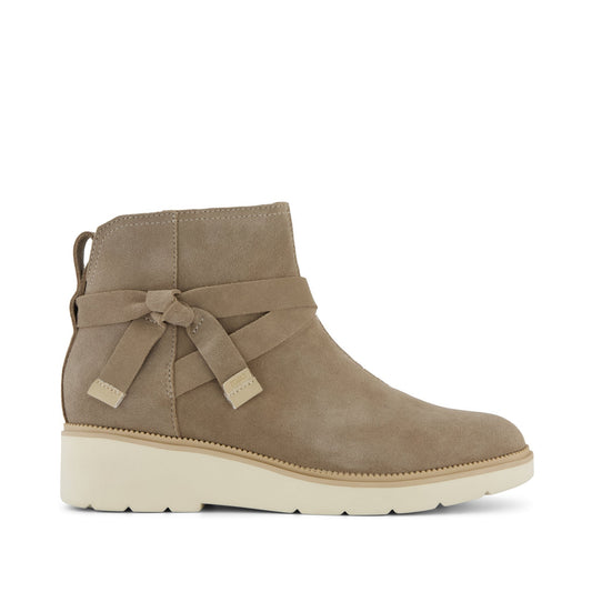Womens Marlow Boot Water Repellent Dune Suede