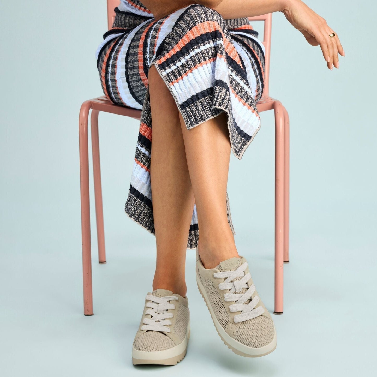 Womens Rea Lace-Up Platform Sneaker Natural Mesh and Suede
