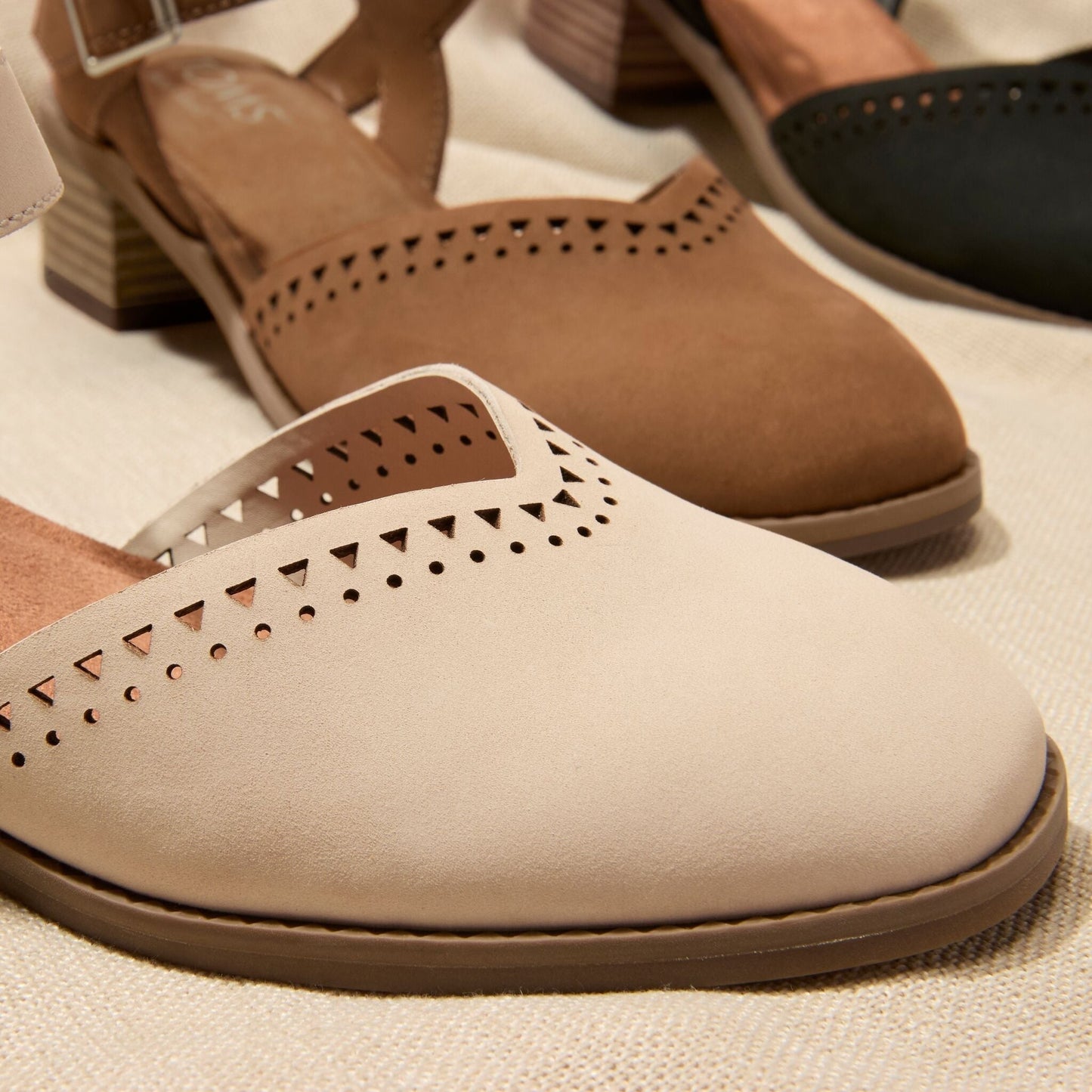 Womens Jaclyn Heel Light Sand Perforated Leather