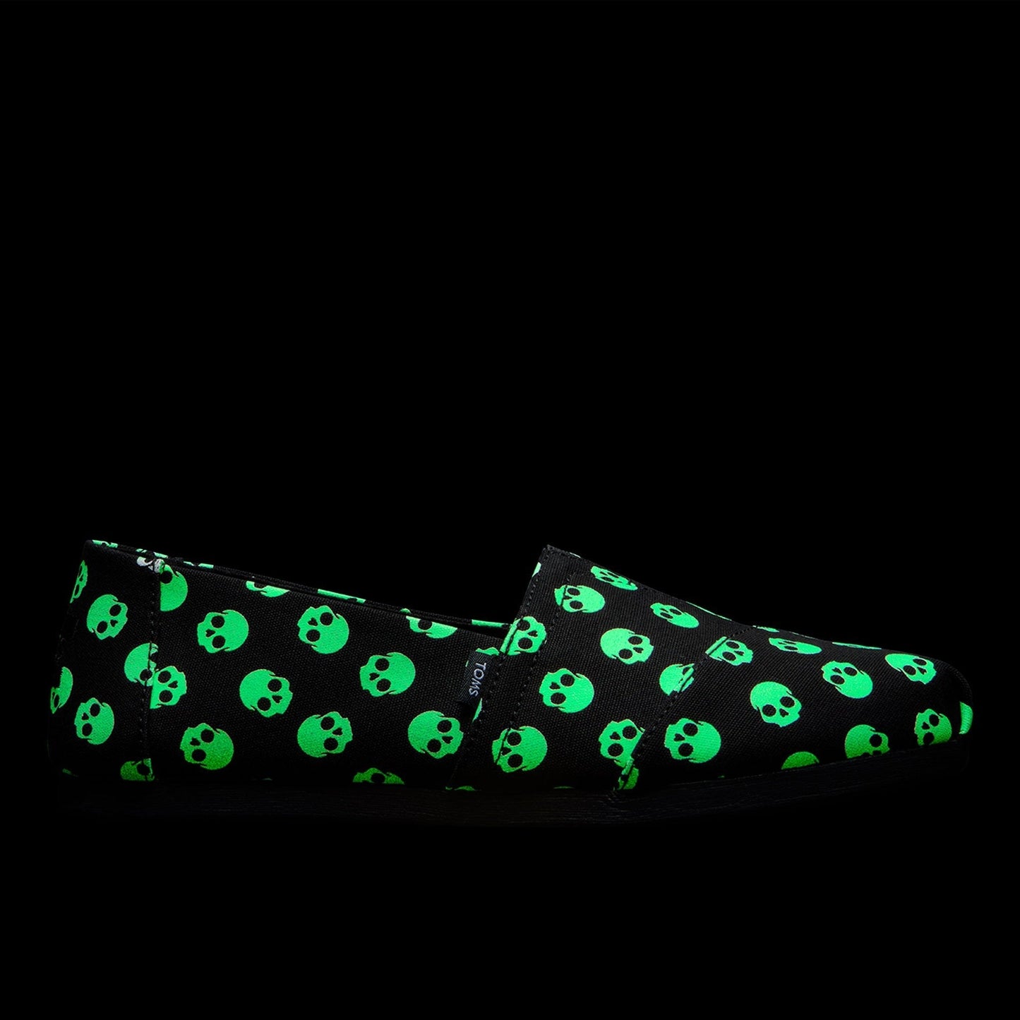 Mens Alp FWD Black Glow In The Dark Halloween Skulls